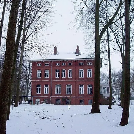 Manor House 